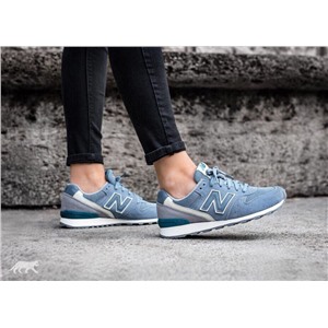  Кроссовки женские Adidas. Артикул 332995