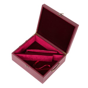 Ларец для родословной книги (бронз)